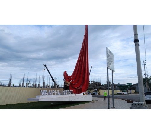 Cho thuê xe nâng tại công trường dự án Văn Phú Invest, TP Sầm Sơn, Thanh Hóa 06.2022