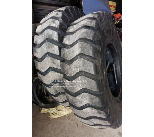 Lốp hơi 14.00-24-28PR Deestone Thái Lan cho Xe nâng hàng 20-23-24-25 tấn 