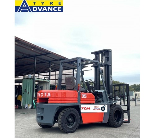 Lốp đặc 7.00-12 Advance 