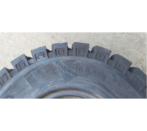 Lốp đặc 23x9-10 Nexen Solid Pro