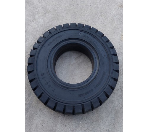 Lốp đặc 7.00-12 Solid Plus Thái Lan - Lốp xe nâng 2 tấn, 2.5 tấn