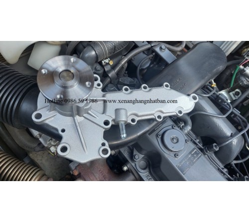 Bơm nước động cơ V2403 Kubota - TCM FD25T4 FD30T4 Water Pump - V2403 Kubota Forklift Water Pump