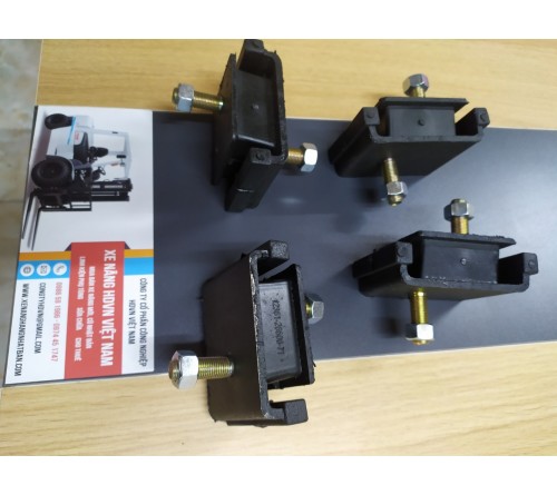 Cao su chân máy 2Z Toyota - Toyota 2Z Engine Mount