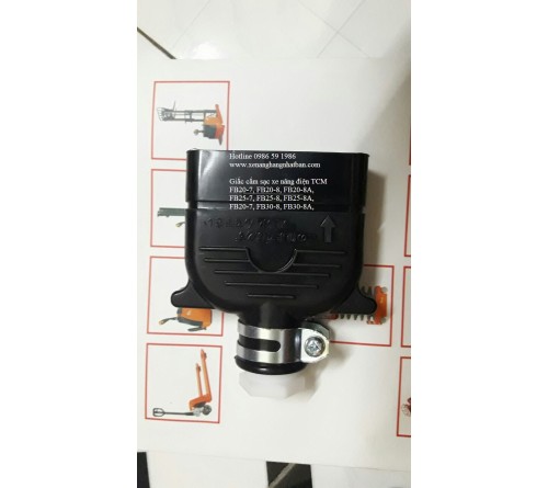 Giắc Cắm 3 Pha Sạc Xe Nâng Điện - Giắc sạc xe nâng