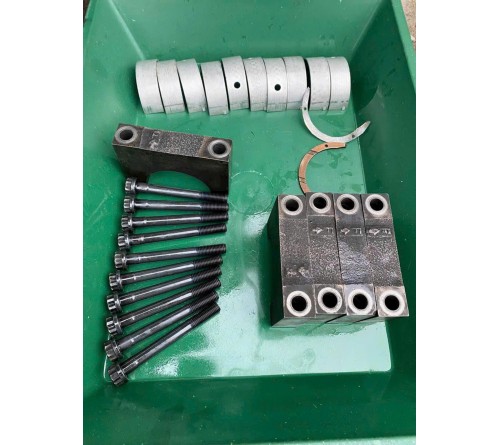 Đại tu động cơ 4D95 Komatsu