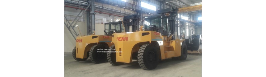 Lô hàng 4 xe nâng 30 tấn TCM Nhật Bản mới 100% tại Việt Nam T8/2018, T9/2018