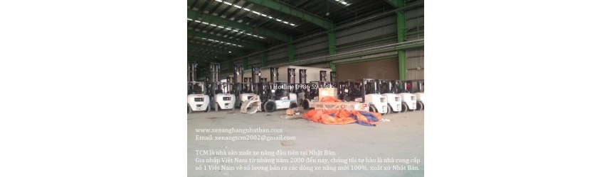 Bàn giao 30 xe nâng cặp giấy 4 tấn, 4.5 tấn, 5 tấn của TCM Nhật Bản tại Việt Nam 2018