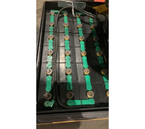 Xe nâng điện Komatsu kẹp cuộn tròn FB15-12, chui công, bình ắc quy Hitachi VSFL402, xe đã qua sử dụng, sản xuất tại Nhật Bản năm 2019