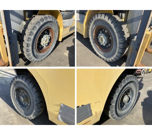 Xe nâng dầu 2.5 tấn Komatsu FD25T-17 dịch giá nâng cao 3m, sản xuất tại Nhật Bản 2011, mới chạy 430 giờ