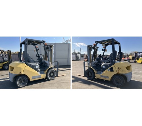 Xe nâng dầu 2.5 tấn Komatsu FD25T-17 dịch giá nâng cao 3m, sản xuất tại Nhật Bản 2011, mới chạy 430 giờ