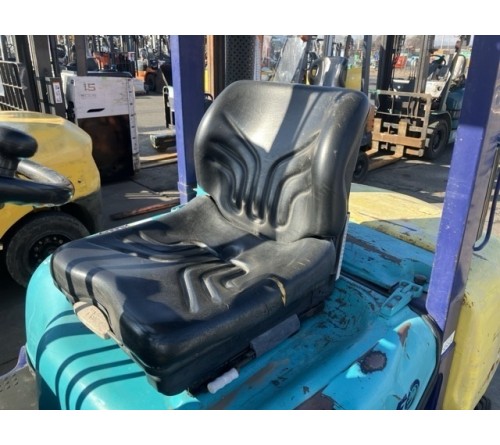 Xe nâng 2.5 tấn Komatsu số sàn lốp kép gật gù FD25W-12 4D94 1998 đã qua sử dụng