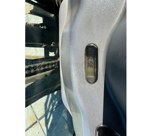 Xe nâng 3 tấn 4 mét gật gù Komatsu FD30T-16 - đã qua sử dụng