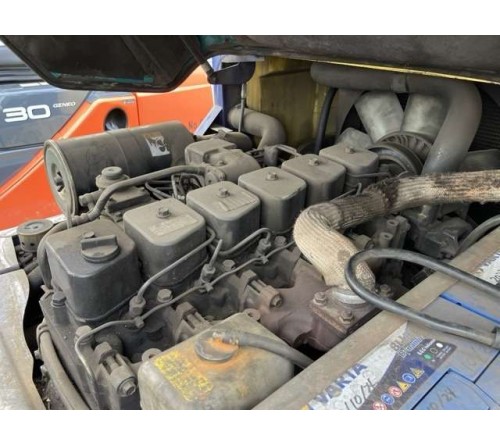 Xe nâng Nhật bãi 4 tấn Komatsu FD40W-7 gật gù lốp kép số sàn