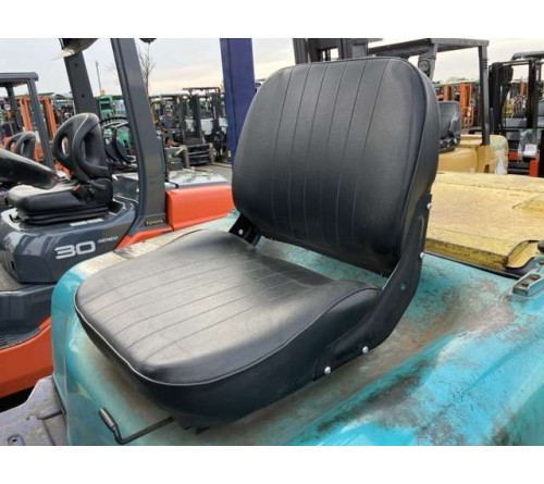 Xe nâng Nhật bãi 4 tấn Komatsu FD40W-7 gật gù lốp kép số sàn