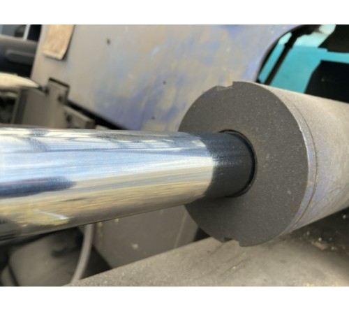 Xe nâng Nhật bãi 4 tấn Komatsu FD40W-7 gật gù lốp kép số sàn