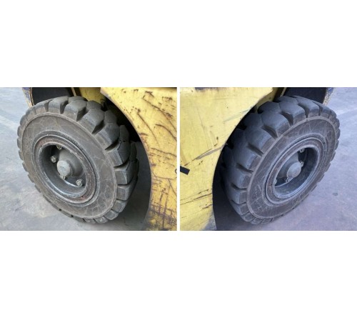 Xe nâng Nhật bãi 4 tấn Komatsu FD40W-7 gật gù lốp kép số sàn