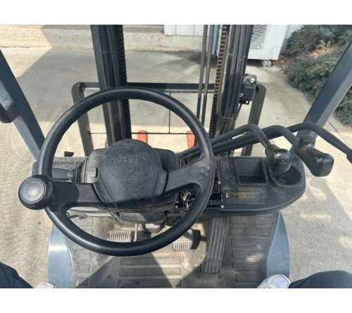 Xe nâng Nhật bãi 1.5 tấn 3 mét dịch giá Toyota 02-8FDL15, động cơ 1DZ, đời cao 2015