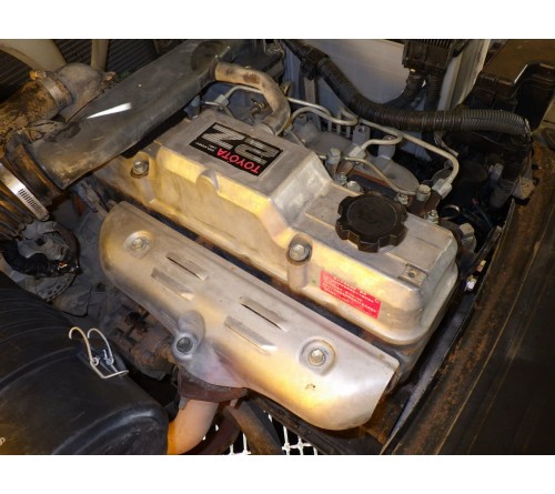 Xe nâng 3.5 tấn Toyota 50-8FDJ35 máy 2Z gật gù lốp kép số sàn