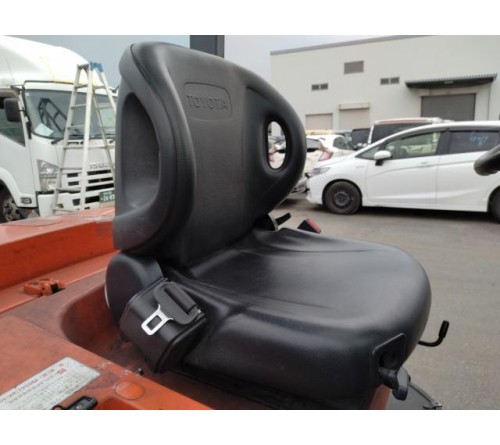 Xe nâng điện ngồi lái 2.5 tấn Toyota 8FB25, chiều cao nâng 4 mét, dịch giá, bình điện GS VGD565, sản xuất tại Nhật Bản 12/2019