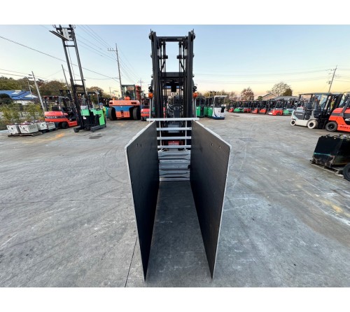 Xe nâng điện 2.5 tấn Toyota 8FB25 kẹp carton 2021 Nhật bãi đã qua sử dụng