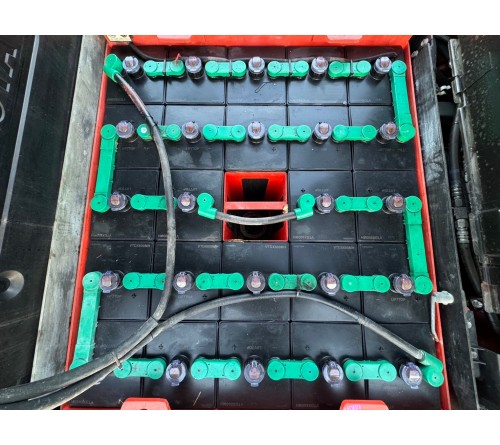 Xe nâng điện 2.5 tấn Toyota 8FB25 kẹp carton 2021 Nhật bãi đã qua sử dụng