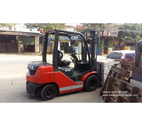 Xe nâng 2.5 tấn cũ Toyota 02-8FD25 - Nhật Bản 06/2013 - 3500h