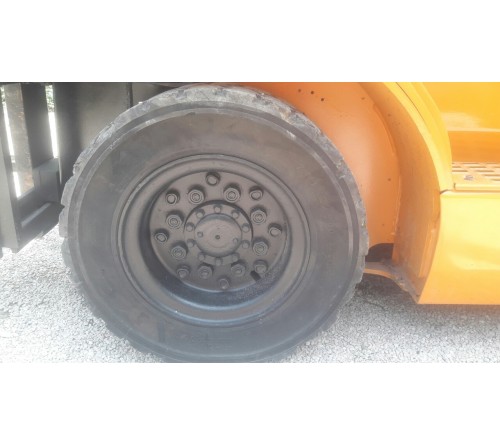 Xe Nâng Cũ Toyota 2.5 tấn 4.7 mét Dịch Giá Chui Công 62-7FD25