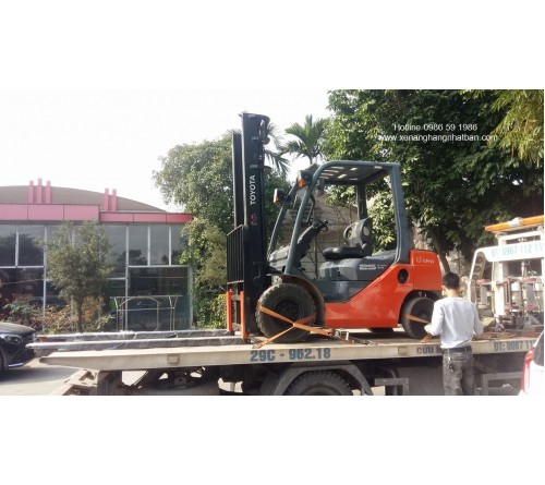 Xe nâng cũ 2.5 tấn đời cao, hãng Toyota, model 62-8FD25, động cơ 1DZ-II, 3900h, sản xuất Nhật Bản 2012 2013