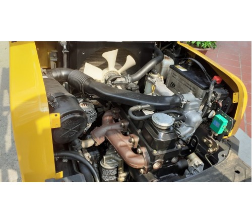 Xe nâng 2.5 tấn gật gù, số tự động, TCM FD25T3 TD27