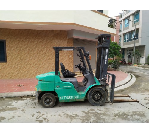 Xe nâng 3 tấn giá rẻ - Mitsubishi FD30T - Nhập Nhật - Kiểm đỏ - Cao nâng 4 mét 