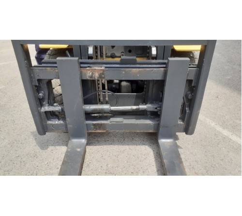 Xe nâng 3 tấn Komatsu dịch giá - Xe nâng cũ Komatsu - FD30T-16