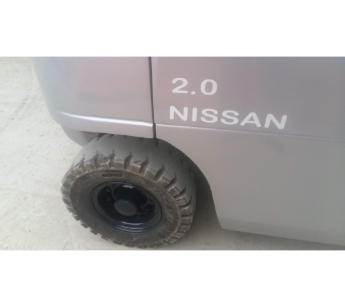 Xe nâng cũ 2 tấn Nissan đời cao T12/2009, model P1F2A20D