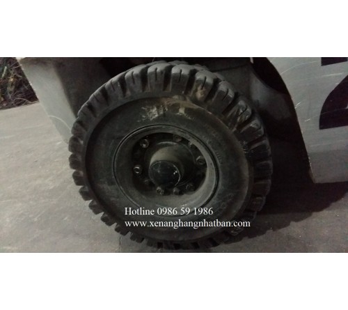 Xe Nâng Dầu Cũ Nissan 2.5 tấn 4 mét - Model Y1F2A25U - Năm SX 2011 tại Nhật Bản