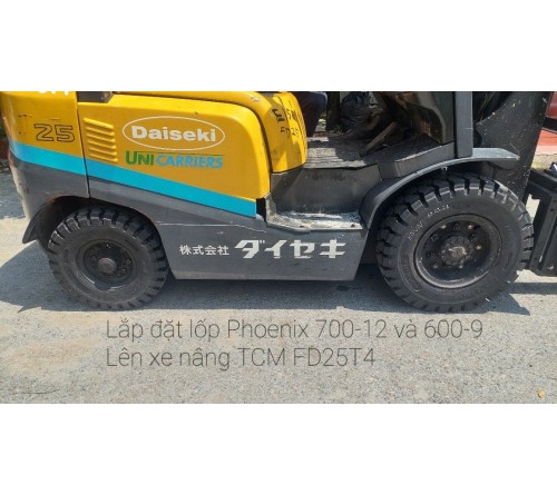 Bảo dưỡng bảo trì xe nâng dầu 2.5 tấn TCM FD25T4 động cơ Kubota V2403