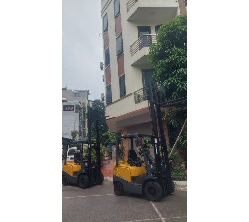 Xe nâng  cũ 1.5 tấn dịch giá đời cao TCM Unicarriers FHD15T3Z C240 - Sản xuất Nhật Bản 2015