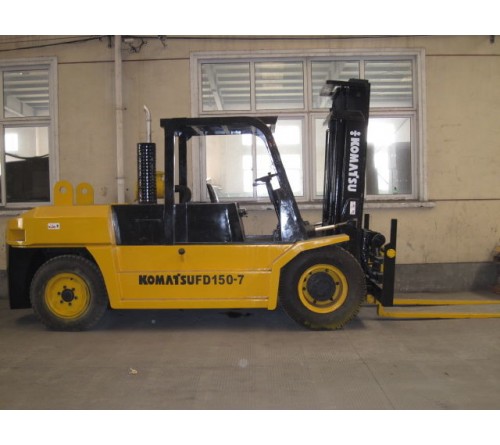 Xe nâng cũ Komatsu 15 tấn đời 1992